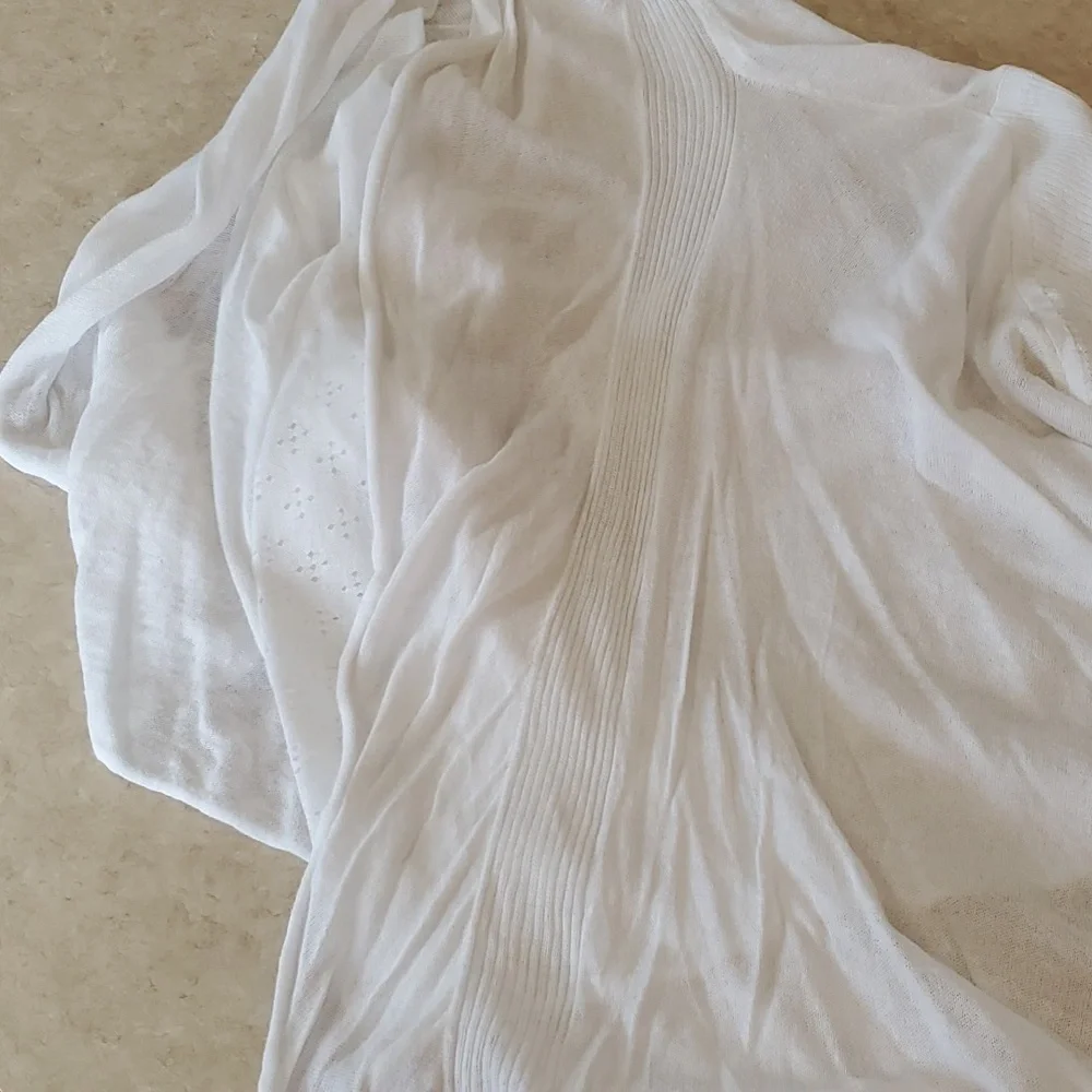 Simply Vera Vera Wang women's open front cardigan. Size medium. - Picture 8 of 9